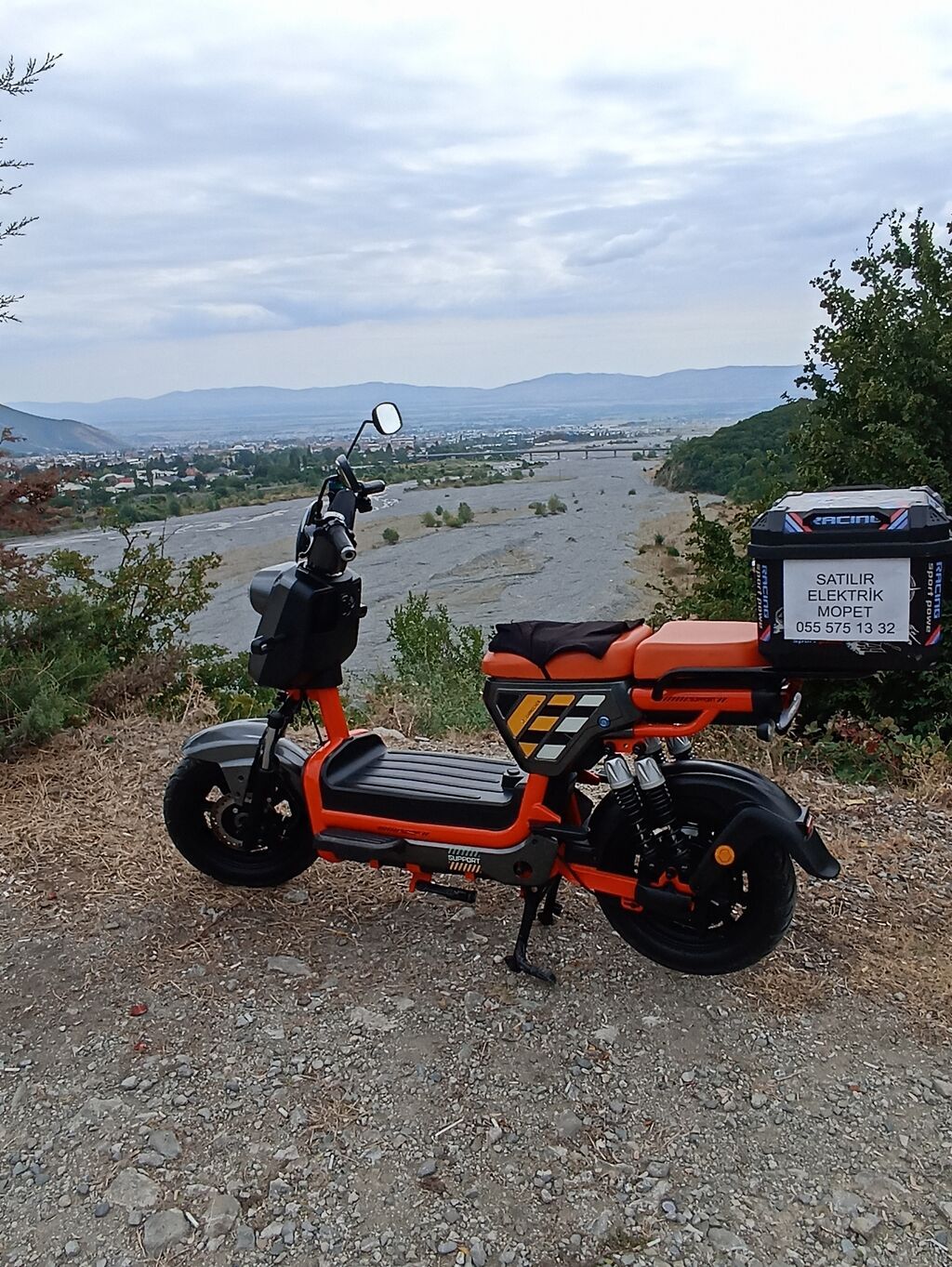 Elektrikli moped satılır. Şəkillərdə görünən model parlaq — Avto, Şəki