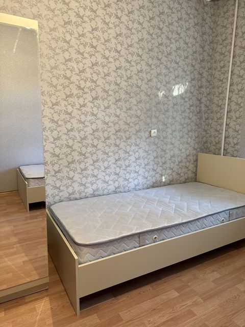 Qızlar və tələbə xanımlar üçün universitetlər 18 saylı peşə liseyi — Bakı