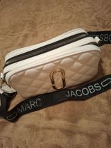 Marc Jacobs üslubunda qadın çantası. Ağ rəngdə, romb naxışlı yumşaq — Çantalar