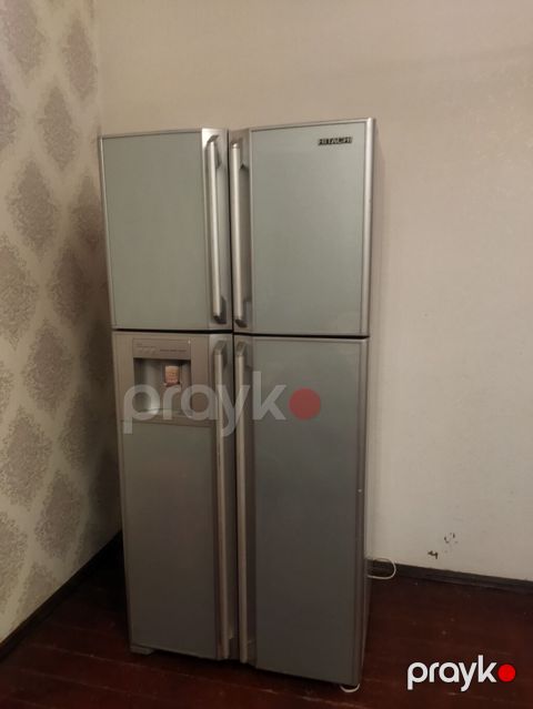 Hitachi dörd qapılı soyuducu - Rəng: gümüşü (inox stilində)