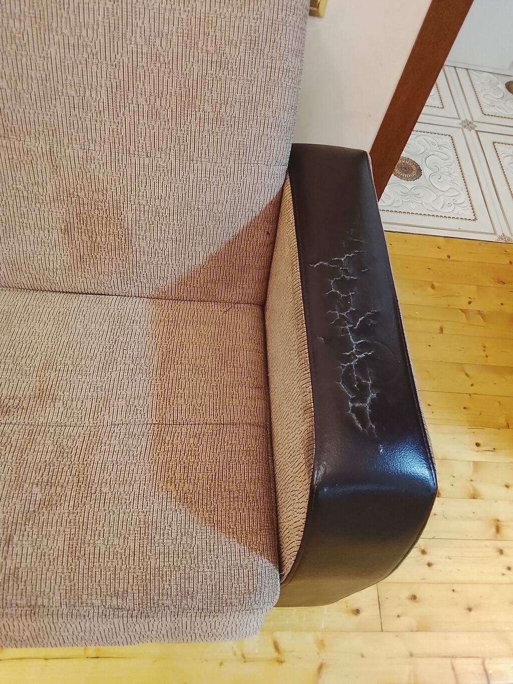 Qonaq otağı üçün yumşaq mebel dəsti: 1 ədəd üçyerlik divan və 2 ədəd — Mebel, Digah (5)