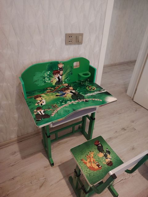 Oğlan və qız üçün, İşlənmiş, Yazı masası — Bakı
