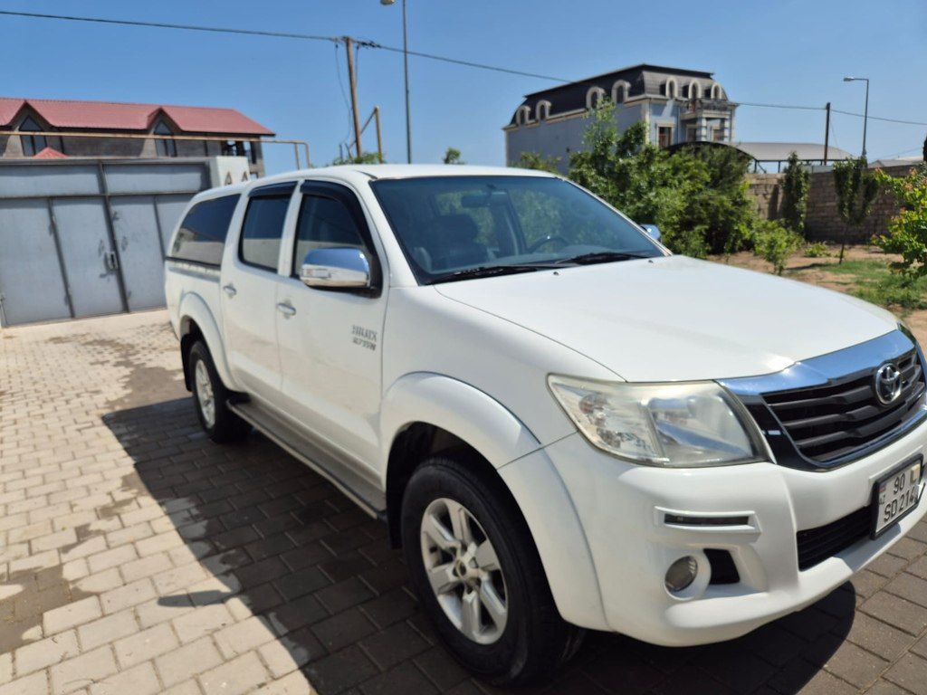 Toyota Hilux, 2.7 L, 2013 il, 101 000 km — Avtomobillər, Bakı (3)