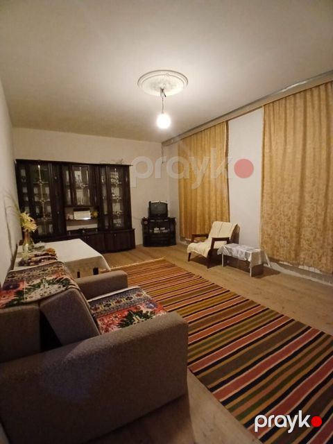 Həyət evi, Bahar qəs