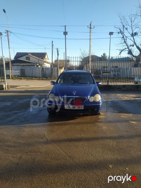 Mercedes C 180, 2.0 L, 2001 il, 300 000 km