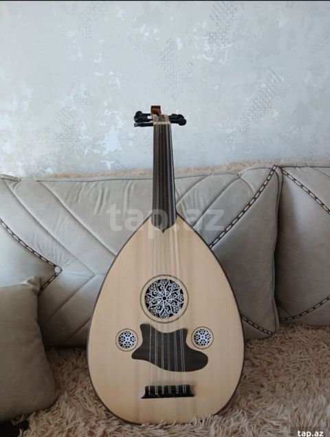Türk üd (oud) – klassik Şərq simli musiqi aləti Xüsusiyyətlər — Bakı