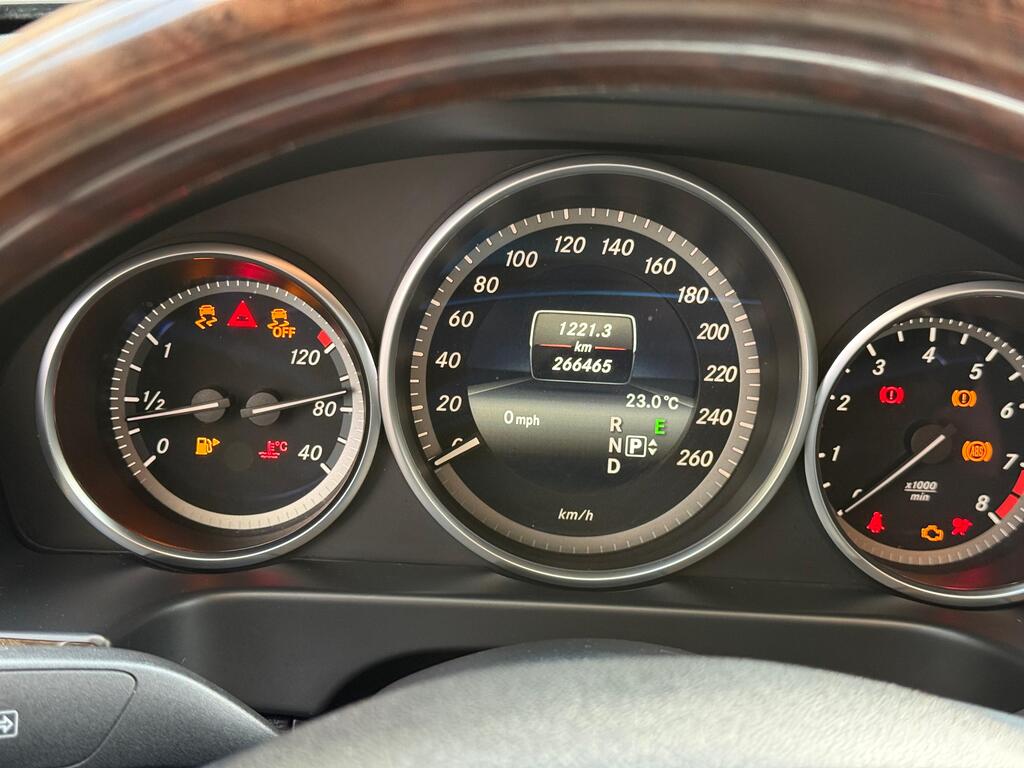Mercedes E 350, 3.5 L, 2014 il, 266 000 km — Avtomobillər, Bakı (11)