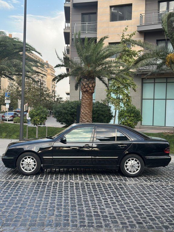 Mercedes E 220, 2.2 L, 2000 il, 335 000 km — Avtomobillər, Bakı (6)