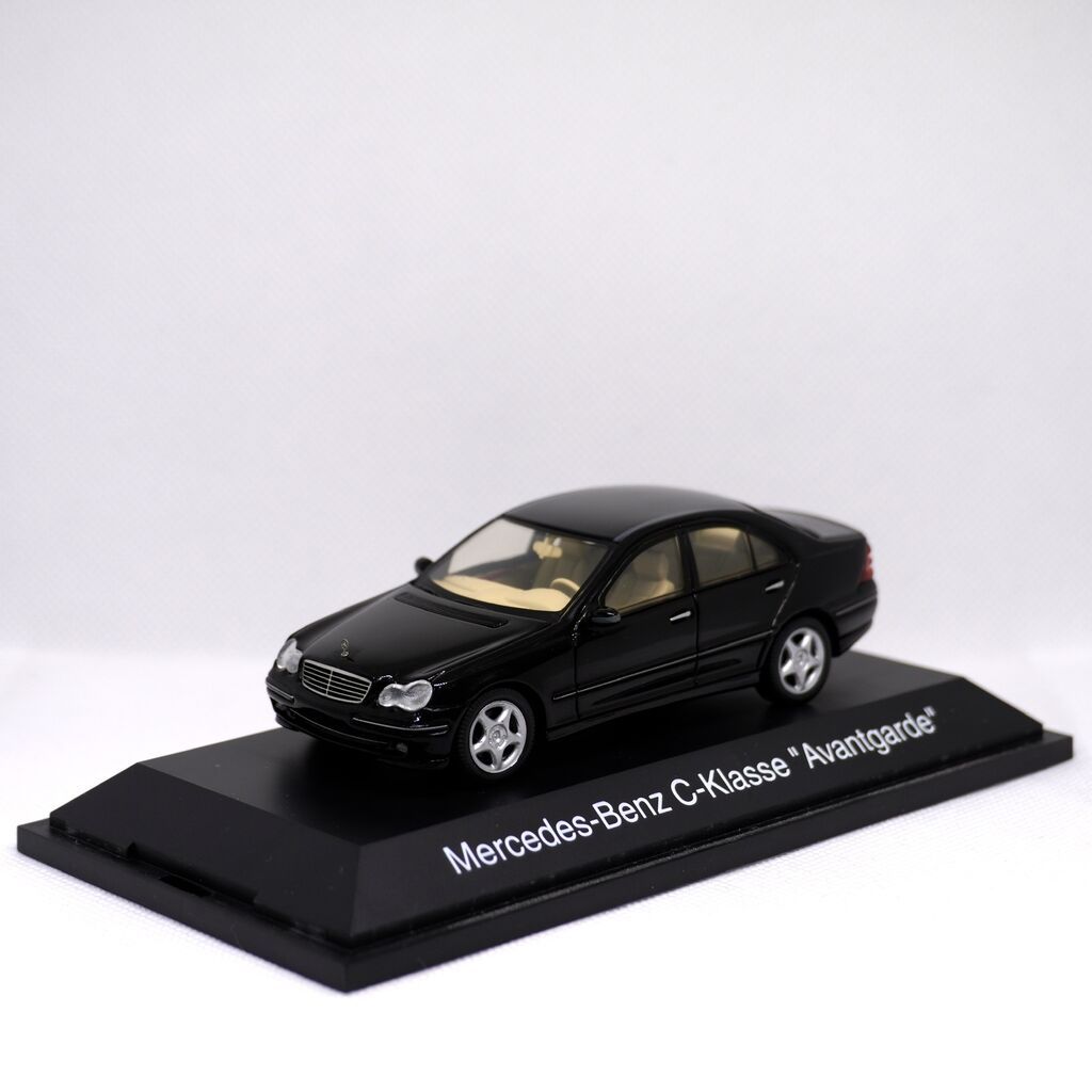 Mercedes-Benz C-Klasse W203 modeli, diler versiya İstehsalçı — Mallar, Xırdalan (2)