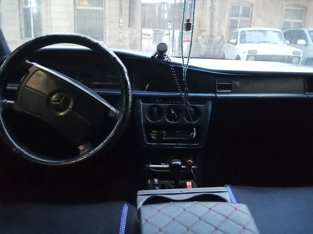 Mercedes 190, 1.8 L, 1990 il, 475 340 km — Avtomobillər, Bakı (3)