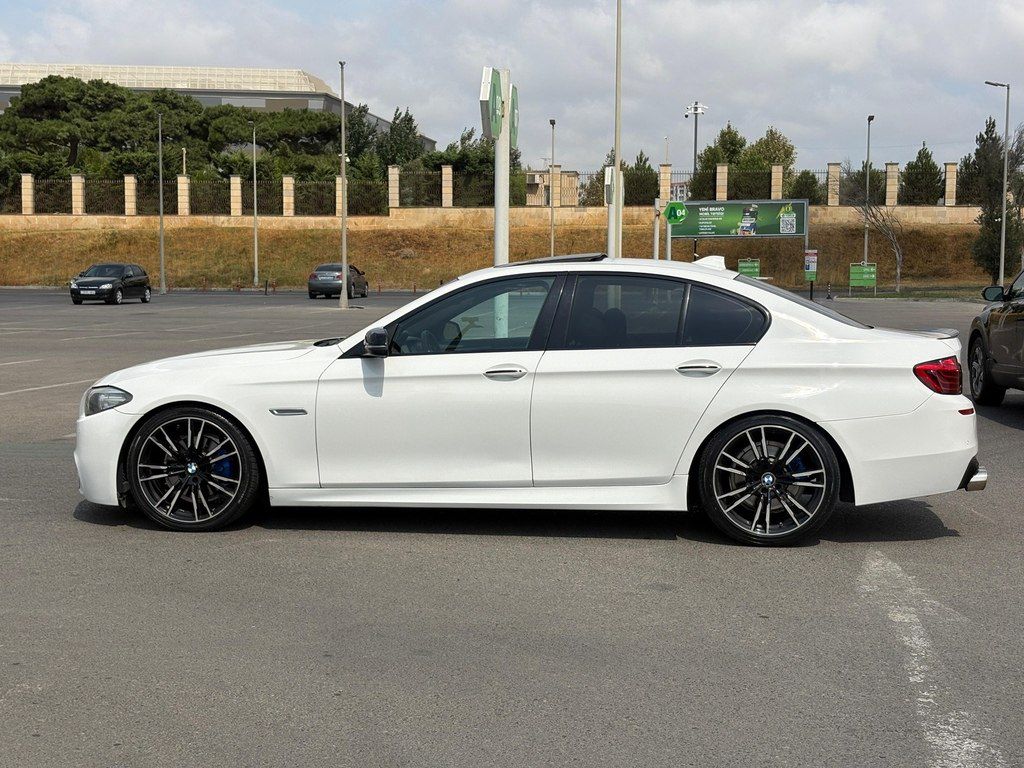 BMW 528, 2.0 L, 2015 il, 238 000 km — Avtomobillər, Bakı (4)