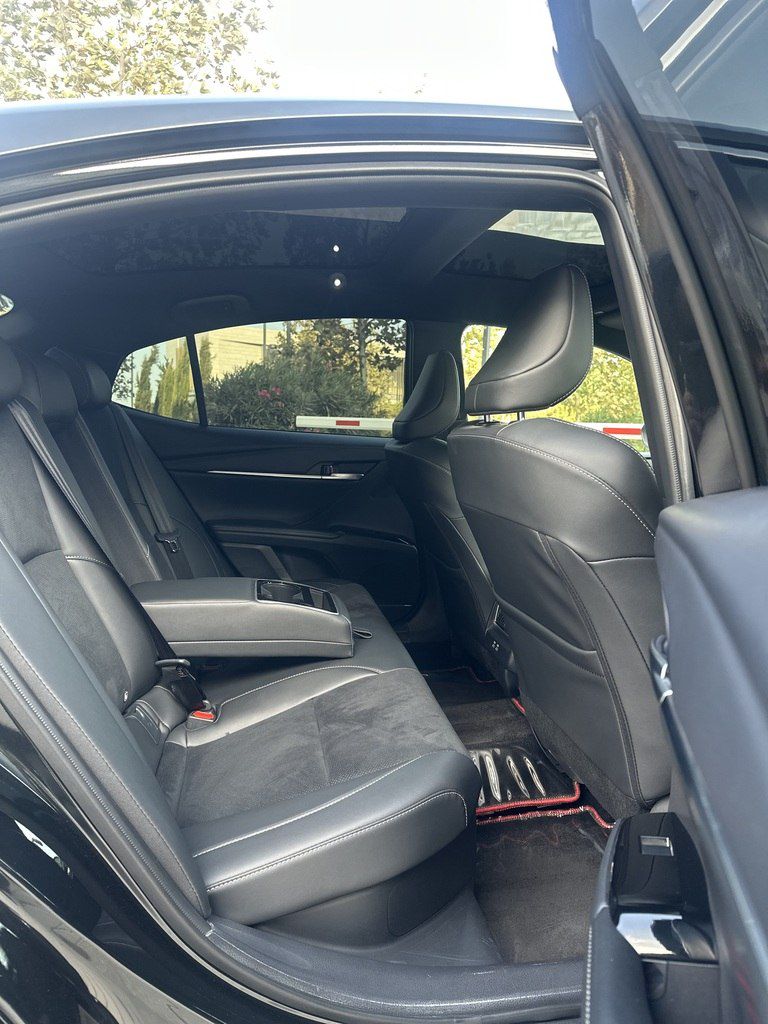 Toyota Camry, 2.0 L, 1 kWh, 2025 il, 14 257 km — Avtomobillər, Bakı (12)