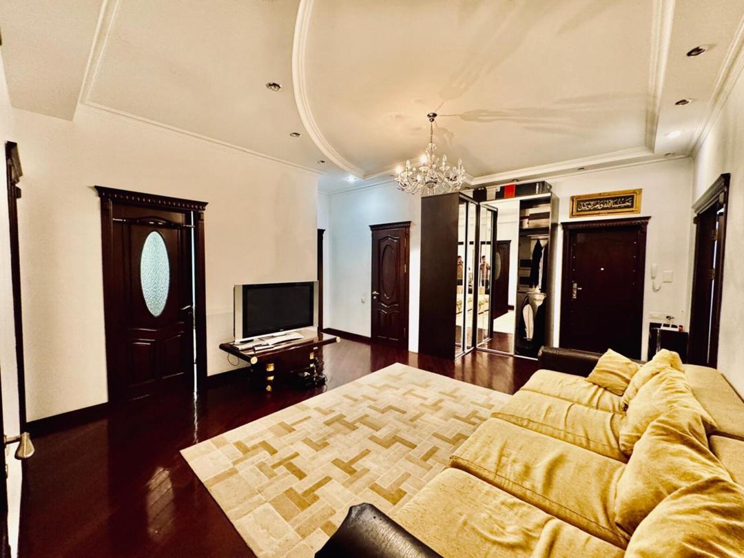 4-otaqlı yeni tikili, N.Nərimanov m. 170 m² — Mənzil, Bakı (6)