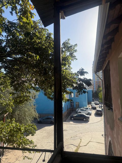 Sumqayıt şəhəri, 16-cı məhəllə 2 otaqlı mənzil 2-ci mərtəbə 1 — Sumqayıt