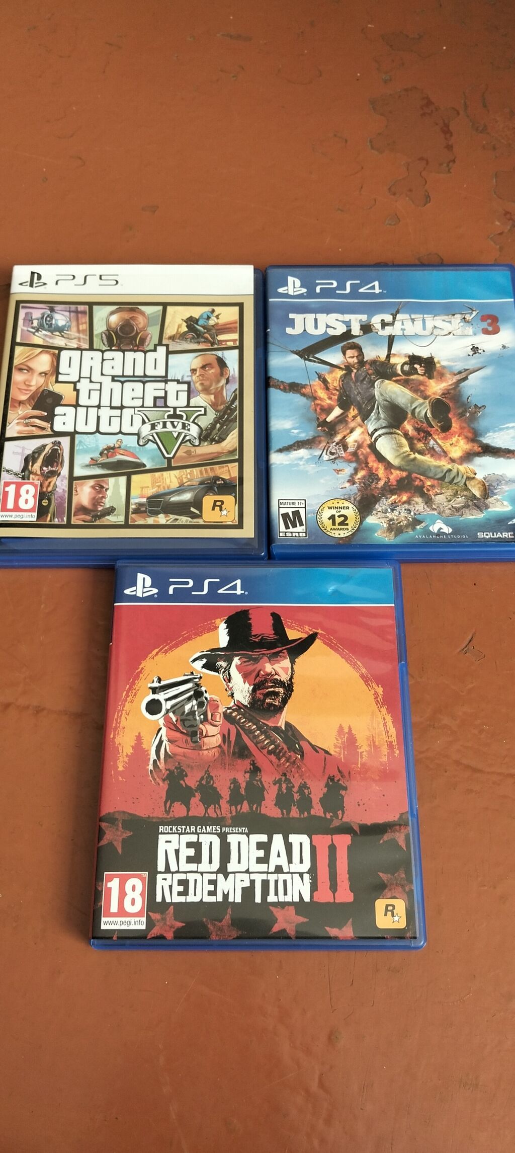PlayStation 5 (diskli versiya) oyun konsolu dəsti Komplekt: - PS5 — Elektronika, Naxçıvan (4)