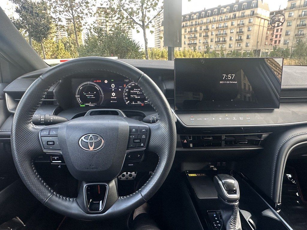 Toyota Camry, 2.0 L, 1 kWh, 2025 il, 14 257 km — Avtomobillər, Bakı (8)