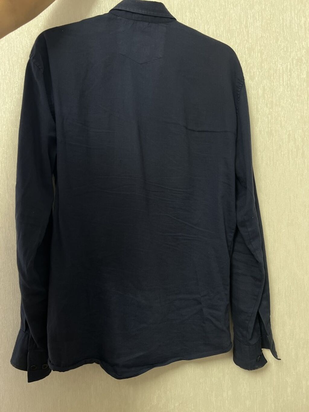 Kişi köynəyi – tünd mavi, uzunqol - Stil: Qərb/kazual dizayn, sinədə — Şəxsi əşyalar, Bakı (2)