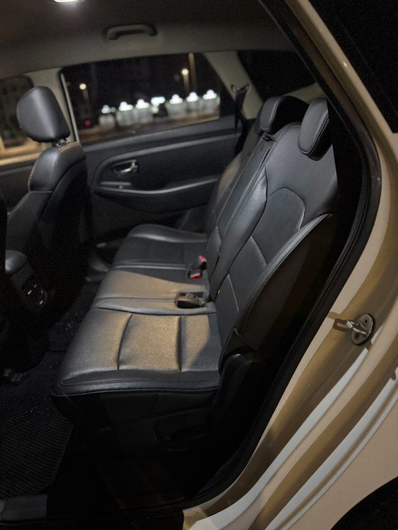 Kia Carens, 1.7 L, 2017 il, 285 000 km — Avtomobillər, Bakı (12)