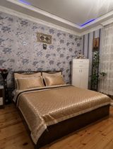 Yataq dedti iki carpayinin birlesmesi yeni kimidi. Hec bir ciziqi — Goods