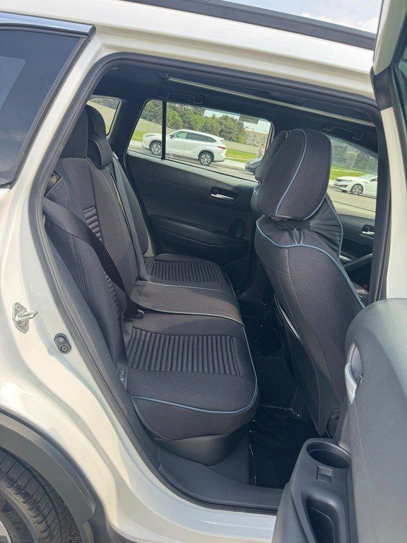 Toyota Corolla Cross, 2.0 L, 1.31 kWh, 2025 il, 7 950 km — Avtomobillər, Bakı (9)