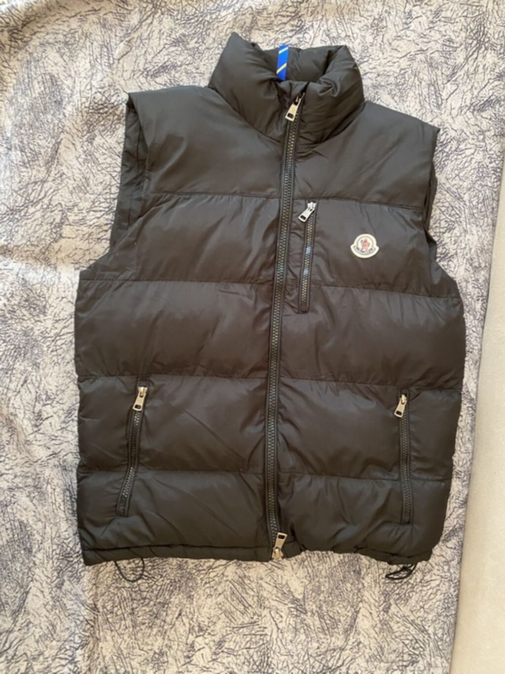 Jilet, Moncler, M, rəng - Qara — Şəxsi əşyalar, Bakı (2)