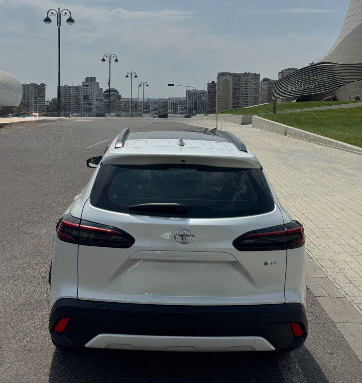 Toyota Corolla Cross, 2.0 L, 1.31 kWh, 2025 il, 7 950 km — Avtomobillər, Bakı (5)