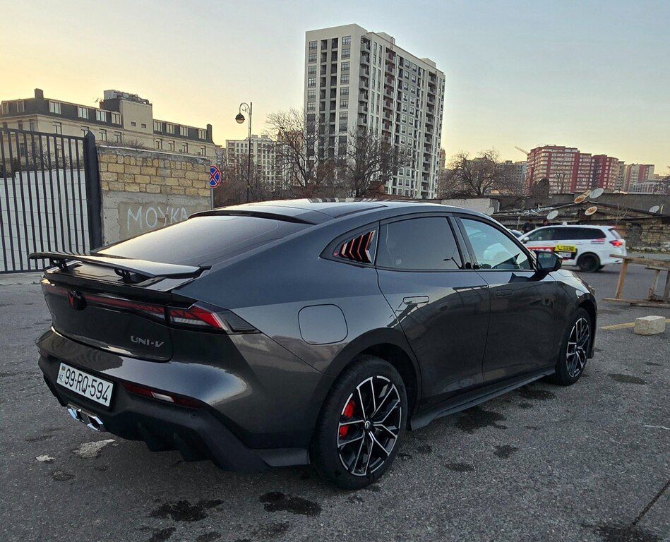 Changan Uni-V iDD, 1.5 L, 18.4 kWh, 2025 il, 8 100 km — Avtomobillər, Bakı (2)
