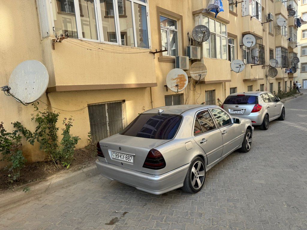 Mercedes C 200, 2.0 L, 1995 il, 257 500 km — Avtomobillər, Bakı (2)