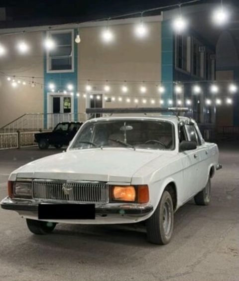 GAZ 3102 "Volga", 2.5 L, 1987 il, 400 000 km — Naxçıvan
