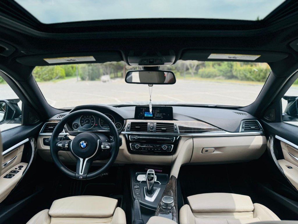 BMW 330, 2.0 L, 2016 il, 165 000 km — Avtomobillər, Bakı (3)