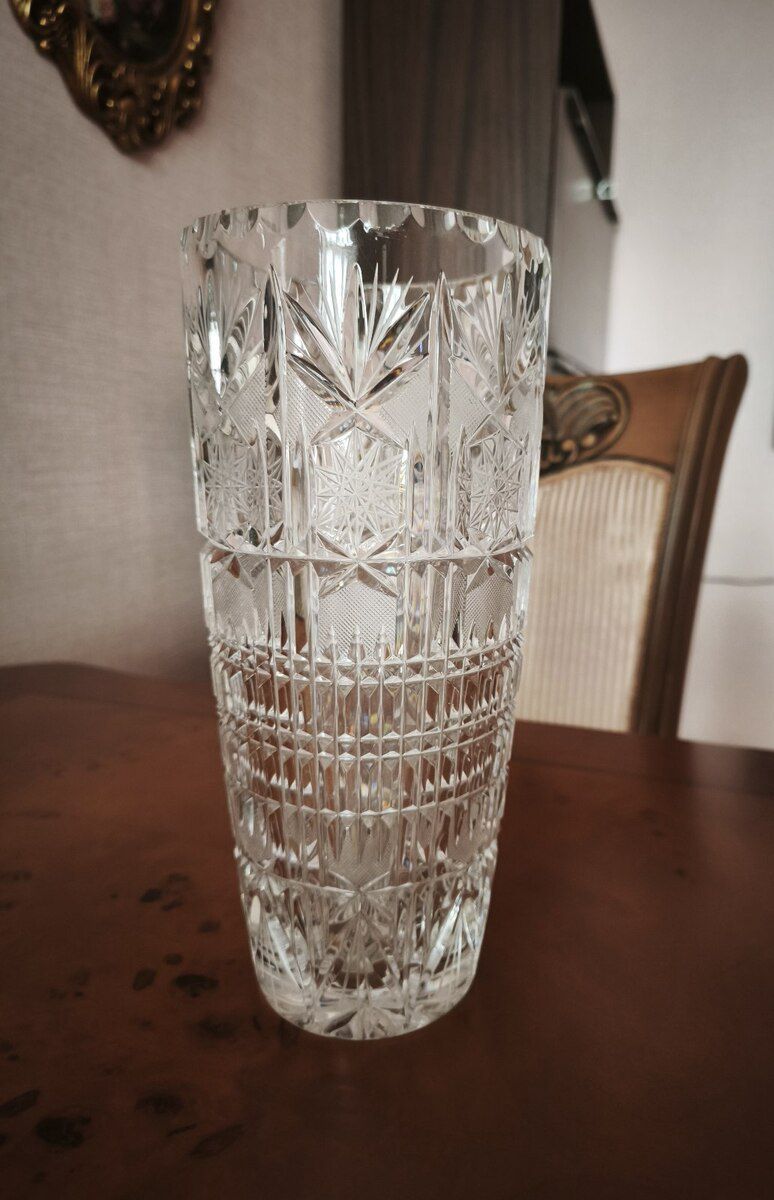 Bohemia büllur güldanı — Mallar, Bakı (2)
