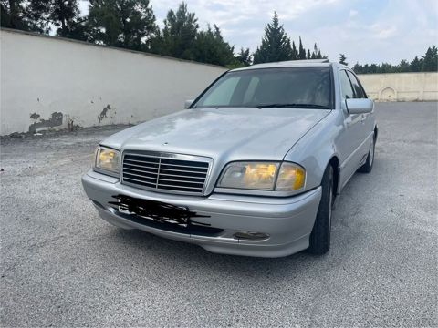 Mercedes-Benz C 230: 2.3 l Sedan — Digah