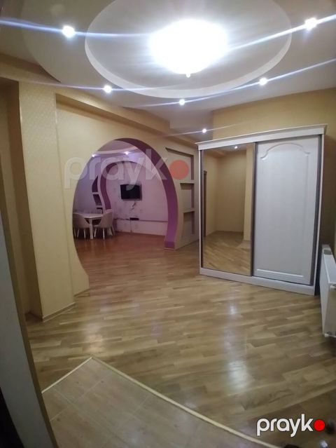 Sumqayıtda 6 cı mikrorayonda dəniz qıragında,Məscidin yanındakı