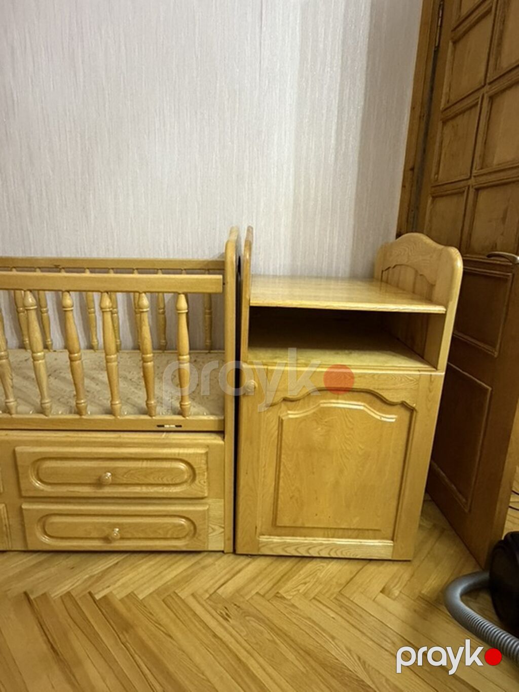 Uşaq beşiyi və komodlu masa dəsti - Material: təbii ağac, açıq palıd — Mebel, Bakı (2)