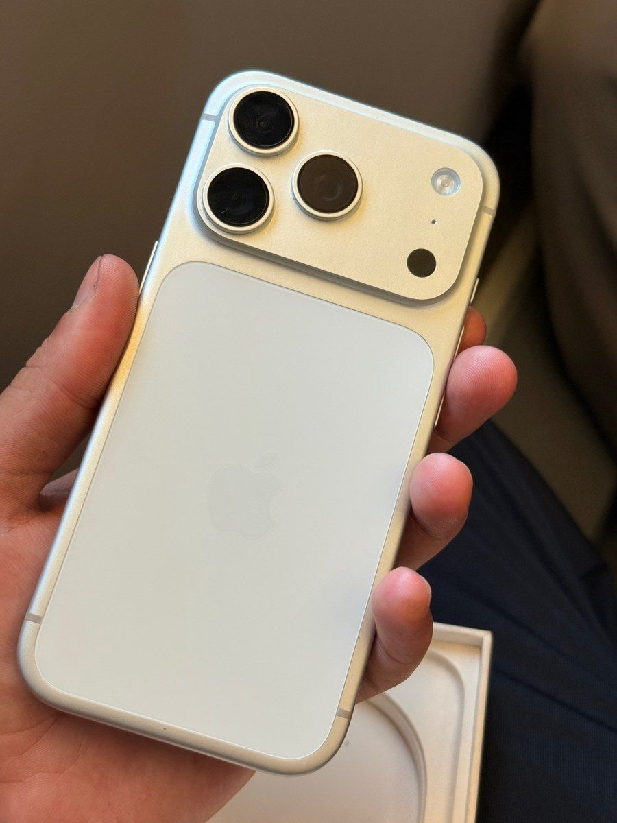 Apple iPhone 17 Pro Silver 256GB/12GB — Smartfonlar, Bakı (5)