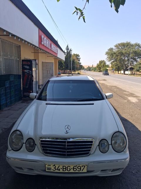 Mercedes E 200, 2.0 L, 1998 il, 300 000 km — Yevlax