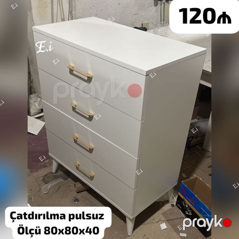 Ağ rəngli 4 çekmecəli komod - Minimalist dizayn, qızılı tutacaqlar