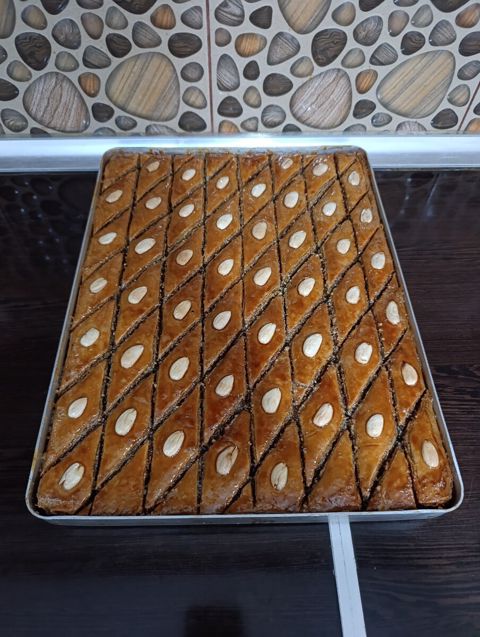 Paxlava — Bakı