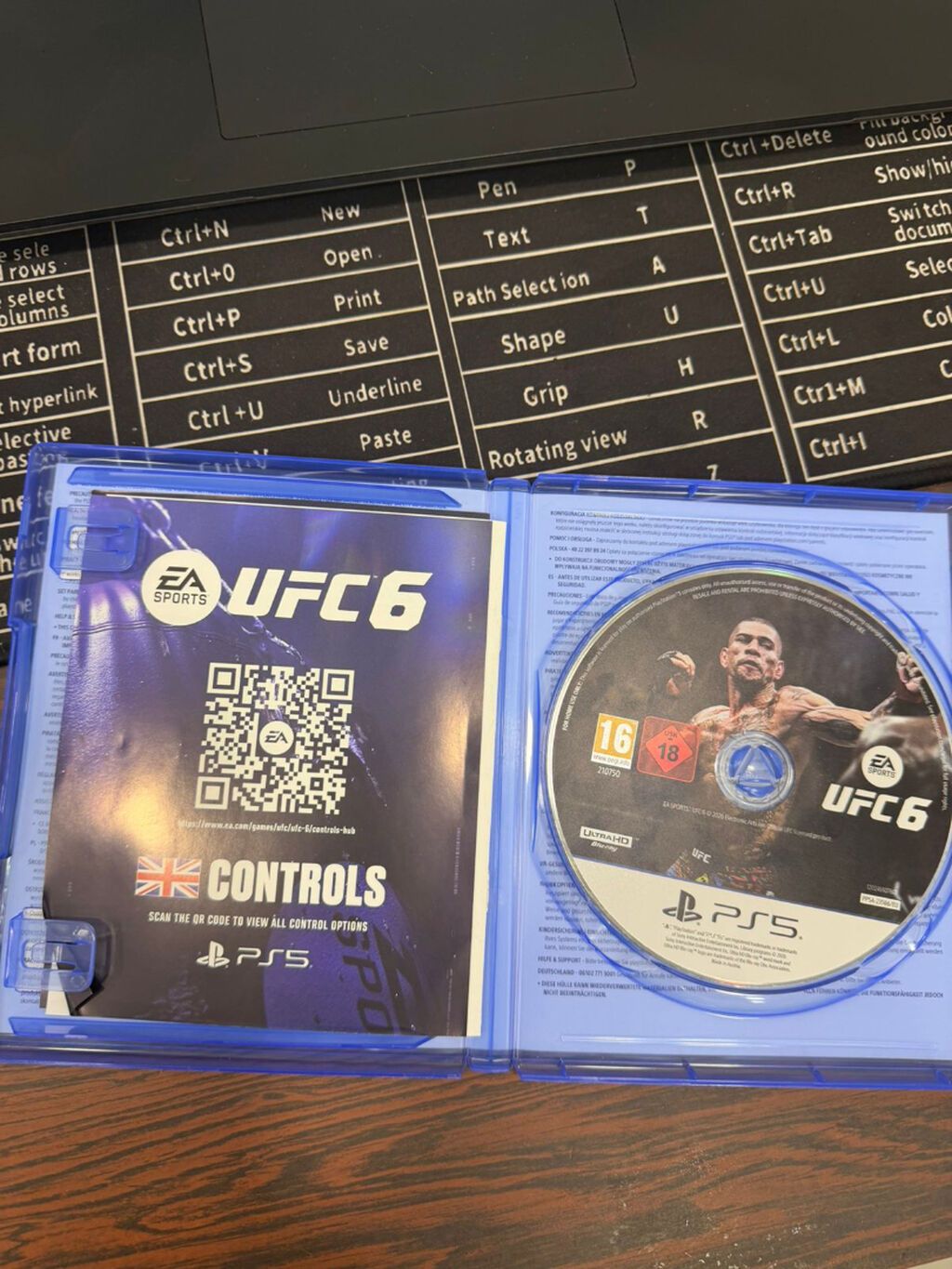 PS5 UFC 6 oyun diski satilir, teze kimidi, 1 heftedi alinib, 159 — Elektronika, Bakı (2)
