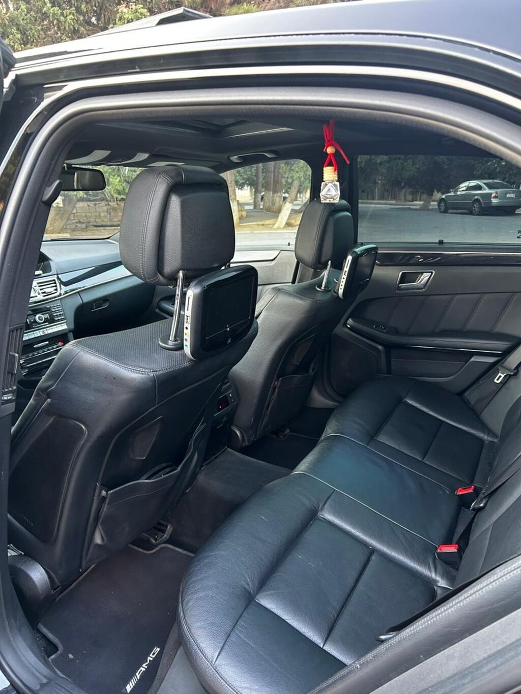 Mercedes-Benz E-Class: 3.5 l 2011 il Sedan — Avto, Bakı (7)