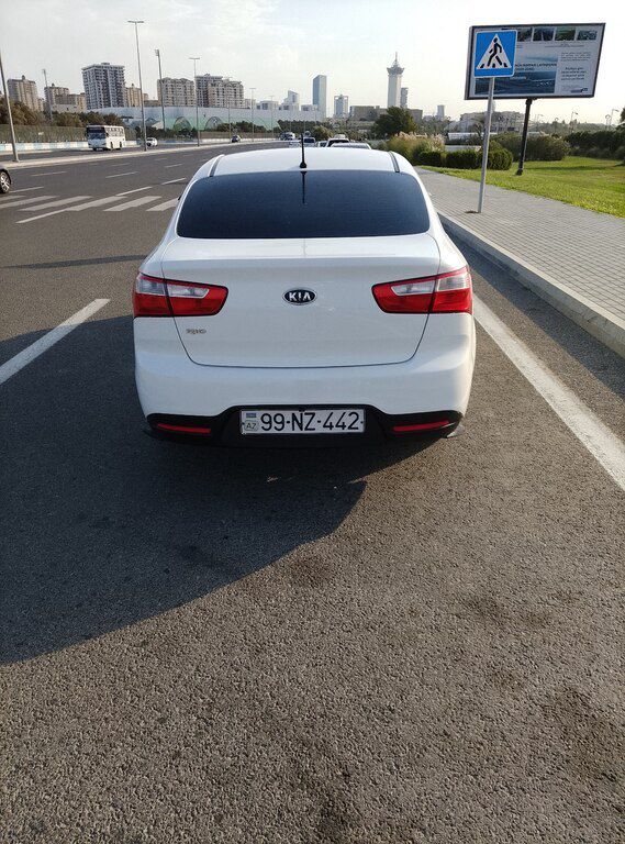 Kia Rio, 1.4 L, 2012 il, 320 000 km — Avtomobillər, Bakı (4)