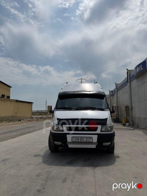 Ford Transit, 2.4 L, 2003 il, 500 000 km