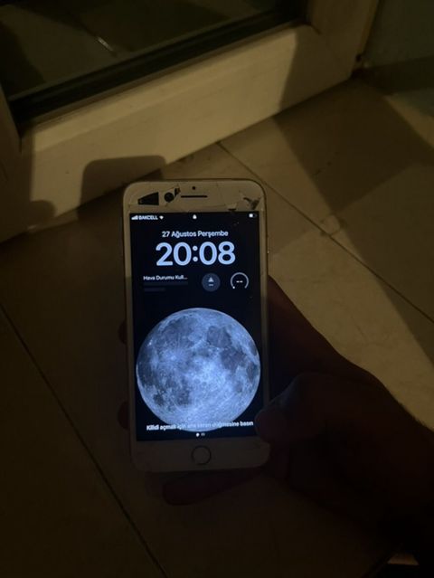 IPhone 8 Plus, Rose Gold, Qırıq — Xırdalan