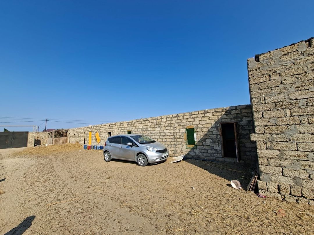 Həyət evi, Zirə qəs. — Ev, villa, Bakı (4)
