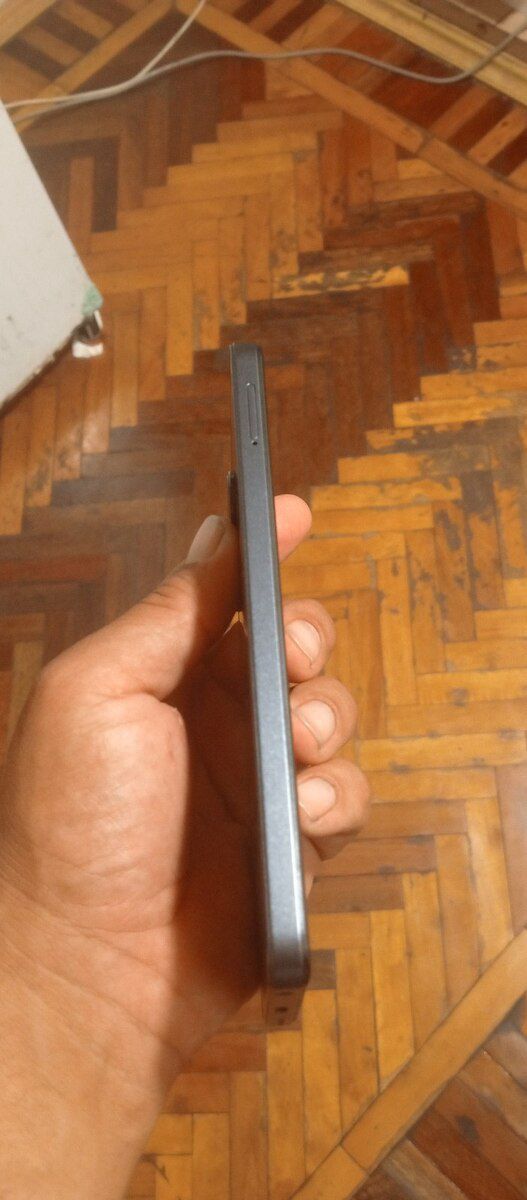 Tecno Spark Go 2024 Gravity Black 128GB/4GB — Smartfonlar, Bakı (5)