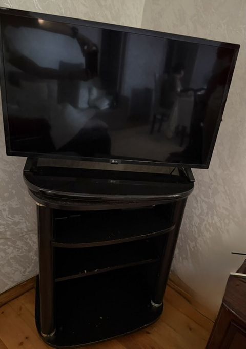 LG televizor + TV stendi - Brend/model: LG (LED LCD panel) - Ekran — Mehdiabad