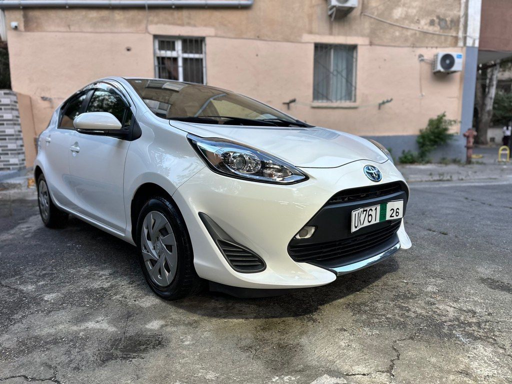 Toyota Aqua, 1.5 L, 0.9 kWh, 2021 il, 43 300 km — Avtomobillər, Bakı (2)