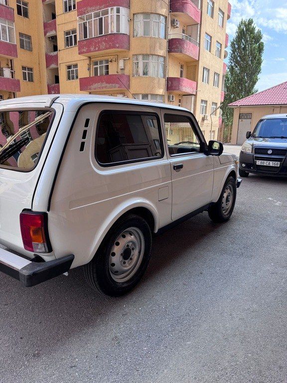 Lada (VAZ) Niva, 1.7 L, 2020 il, 215 000 km — Avtomobillər, Bakı (5)