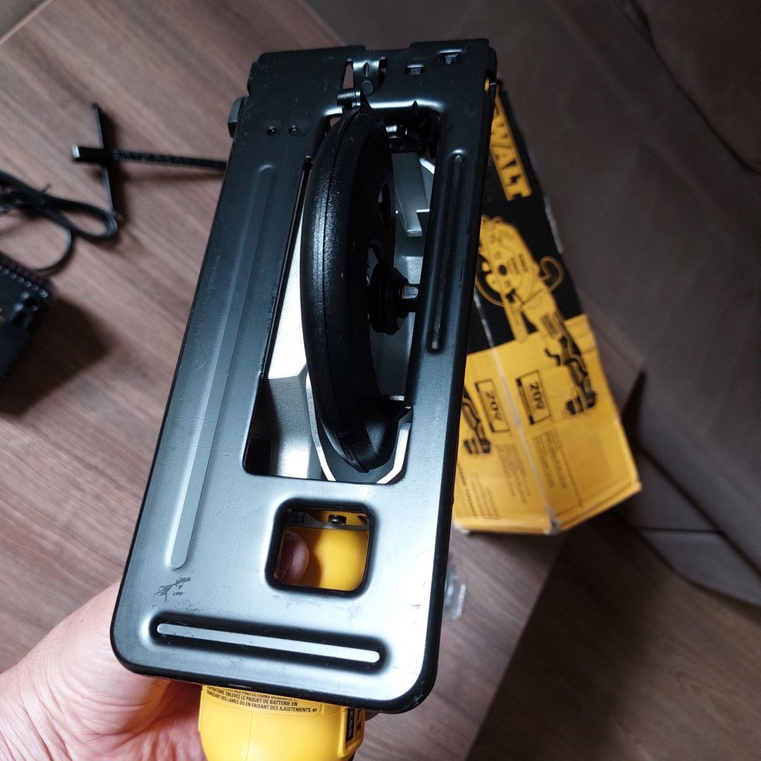 Mişar Dewalt DCS571 — Təmir və inşaat, Bakı (9)