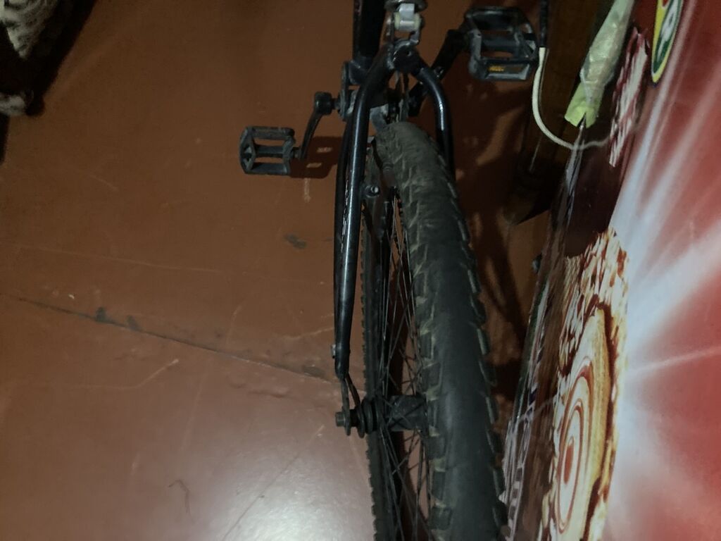 26 lıq arxa topu daqilib 10 azn xerci var real aliciya endirim var — Velosipedlər, Bakı (2)